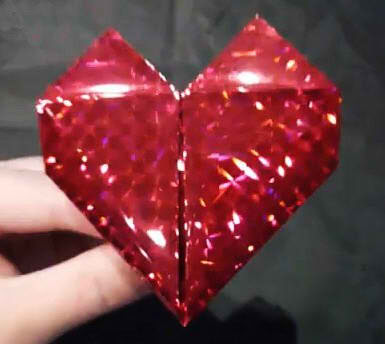 Валентинка. Сердечко оригами.