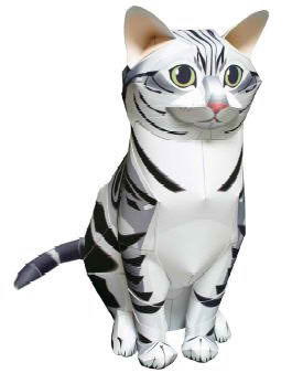 Американская короткошёрстная кошка из бумаги.