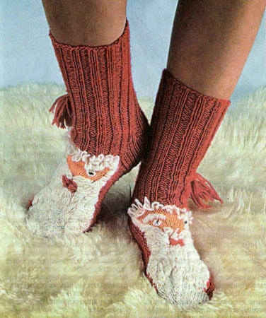 Вязаные носки с Санта Клаусом